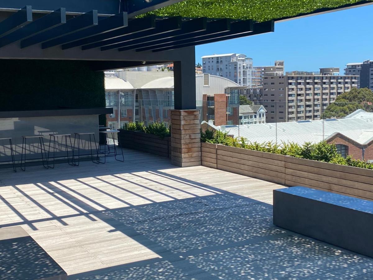 Modern Apartment In The Docklands, De Waterkant, Cape Town Stunning Views, Gorgeous Pool Deck Bagian luar foto