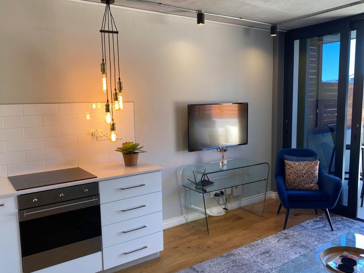 Modern Apartment In The Docklands, De Waterkant, Cape Town Stunning Views, Gorgeous Pool Deck Bagian luar foto